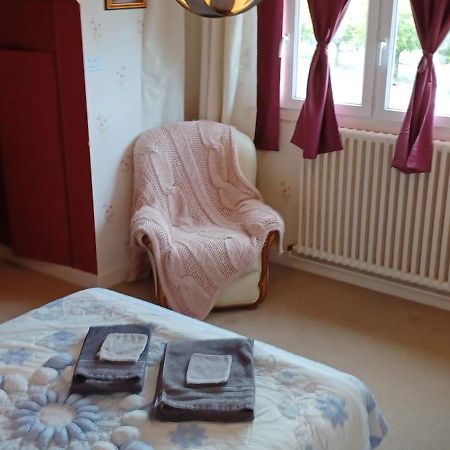 Les Trois Chambres De Lyly Situees A Brou Ngoại thất bức ảnh